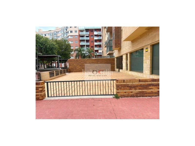 Foto 0f72b80b-d520-48be-8f19-5735c20c0f79. Rent business premise in Juan Carlos I Murcia