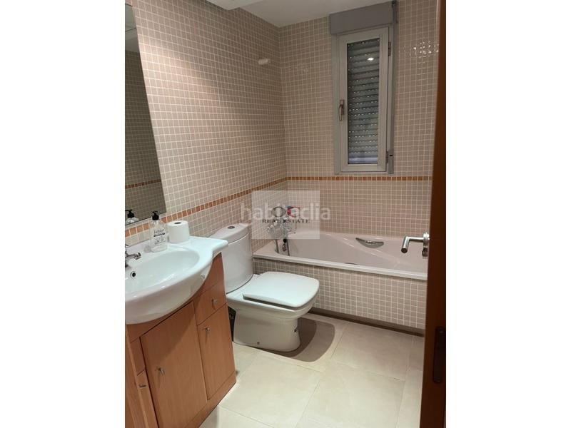 Foto e4a8d506-c56c-40d1-9638-4e55bba813c3. Piso apartamento de 1 dormitorio con garaje en San Juan. en Murcia