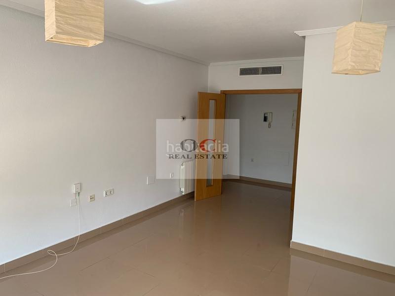 Foto f5f1a7d9-e93a-4d83-9e3f-f6b25075fc03. Appartement avec parking dans Juan Carlos I Murcia