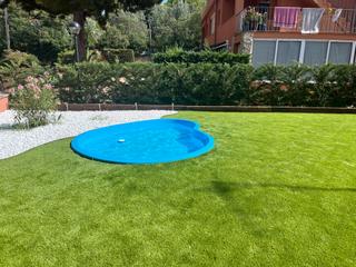 Lloguer Casa a Sant Pol. Xalet de planta baixa, amb jardí de 100 m2