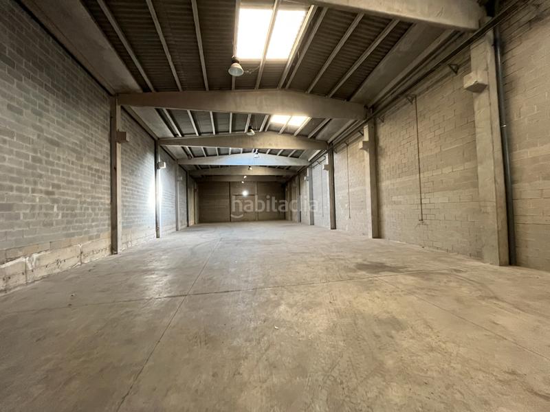 Foto 5aa547d0-ee9a-437f-99dd-4ec8cd606708. Industrial building in Manlleu