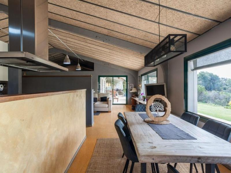 Foto 5104e565-6f03-4b48-bfca-5c75be1643c0. Xalet amb xemeneia calefacció aparcament a Bigues i Riells del Fai