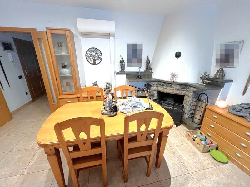 Foto 9169d05e-e8bd-44fd-a9c3-aa8405ed033a. Casa a schiera con camino riscaldamento parcheggio in Manlleu