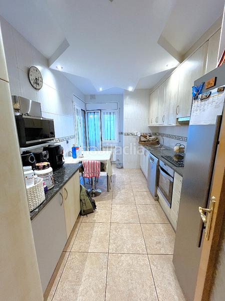 Foto d83f78eb-d290-468a-9d16-ec2393184c91. Casa a schiera con camino riscaldamento parcheggio in Manlleu