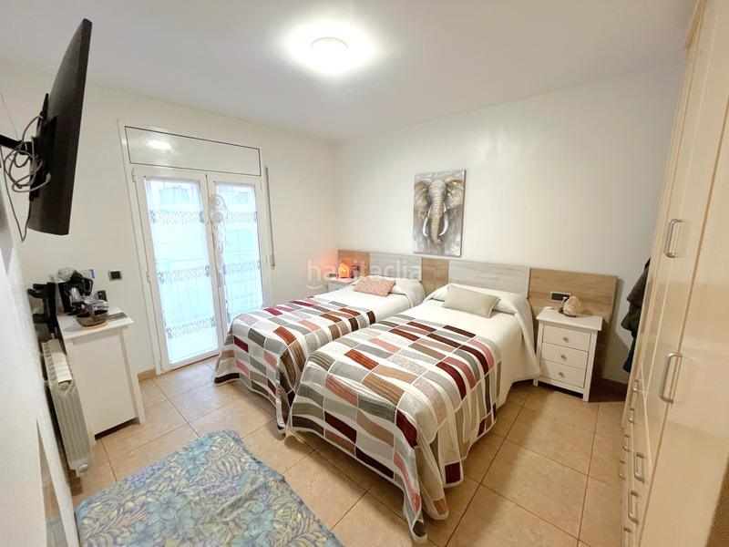 Foto e93d416a-b149-47e7-8254-944698efa8a5. Casa a schiera con camino riscaldamento parcheggio in Manlleu