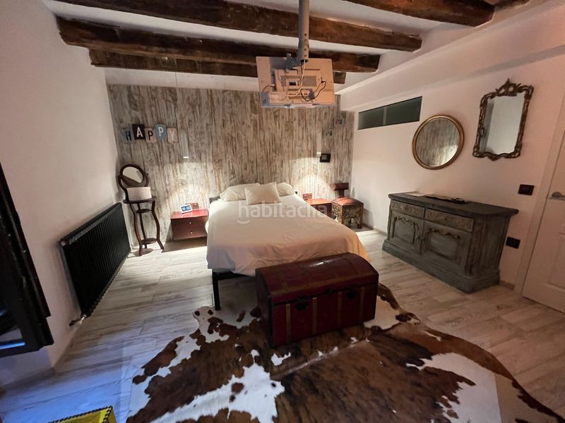 Foto 7dde4bd7-5da1-485d-b978-9b252e151f43. Casa adossada amb calefacció aparcament a Manlleu