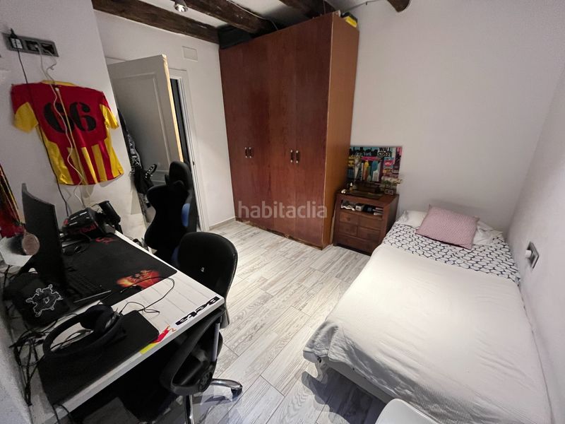 Foto 9688c7f7-2220-489f-977e-ade68b89c131. Casa adossada amb calefacció aparcament a Manlleu