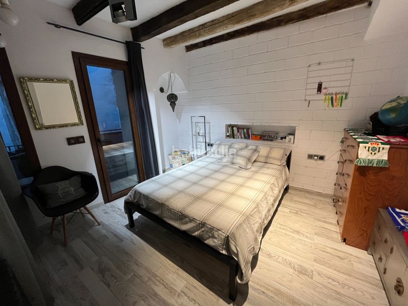 Foto a9c16cad-233b-4849-848c-d35e553c9d69. Casa adossada amb calefacció aparcament a Manlleu