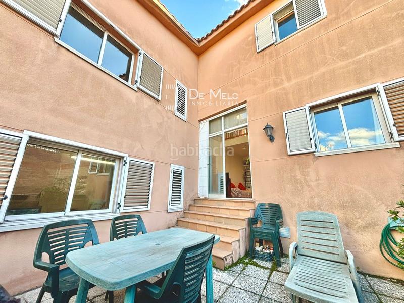 Foto 144347f5-23c0-4b9c-ab6b-820a88c56b89. Casa amb calefacció aparcament a Centre Sant Boi de Llobregat