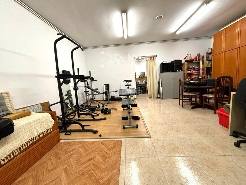 Foto 1577de0e-fb72-4f8a-90c6-0cb82c016263. Casa amb calefacció aparcament a Centre Sant Boi de Llobregat