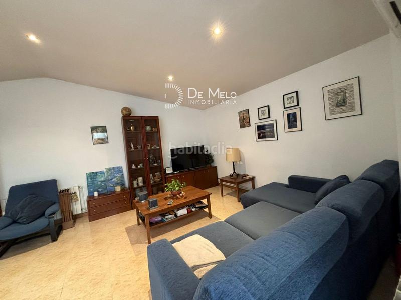 Foto 1697a902-22b0-46dc-a86b-c372f3fdb2bc. Casa amb calefacció aparcament a Centre Sant Boi de Llobregat