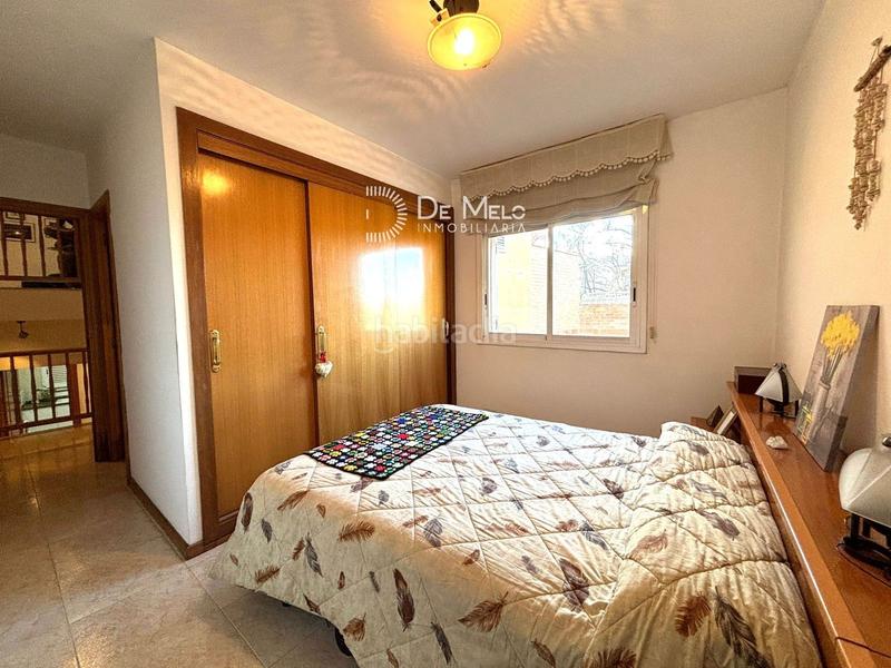 Foto 3c033e2f-a048-4ff5-b5af-62a600d116e2. Casa amb calefacció aparcament a Centre Sant Boi de Llobregat