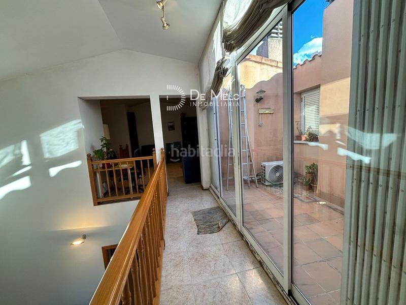 Foto 5215acf9-65f1-4298-aa8e-13f6d8f875df. Casa amb calefacció aparcament a Centre Sant Boi de Llobregat