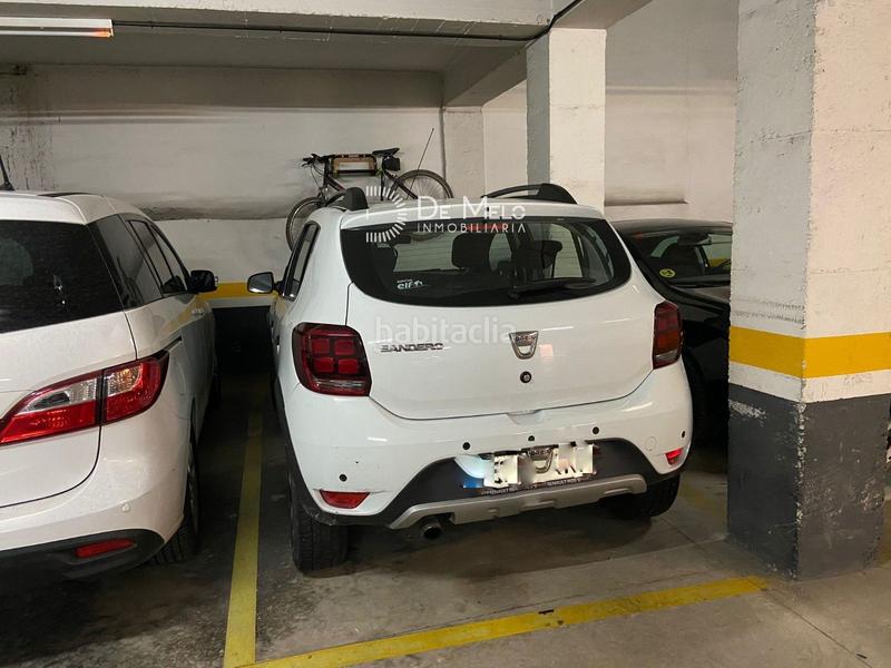 Foto 521ab356-133f-4e22-b9c4-cea26976b2f3. Casa amb calefacció aparcament a Centre Sant Boi de Llobregat