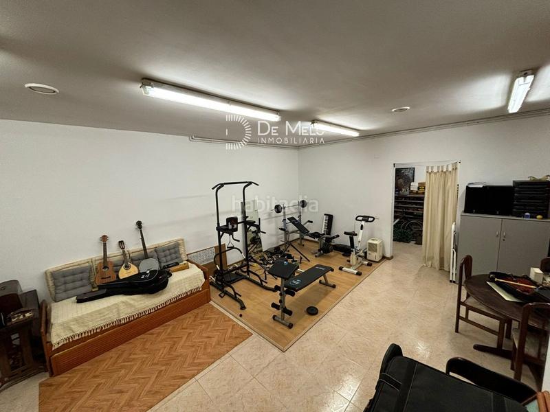 Foto 7d37219a-b842-43c6-a248-fdfa0a9a923e. Casa amb calefacció aparcament a Centre Sant Boi de Llobregat