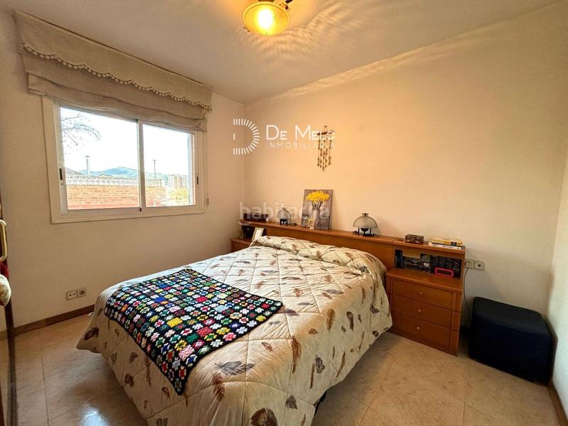 Foto 81a24692-74f9-4cf8-88fb-a134ccdf2fa2. Casa amb calefacció aparcament a Centre Sant Boi de Llobregat