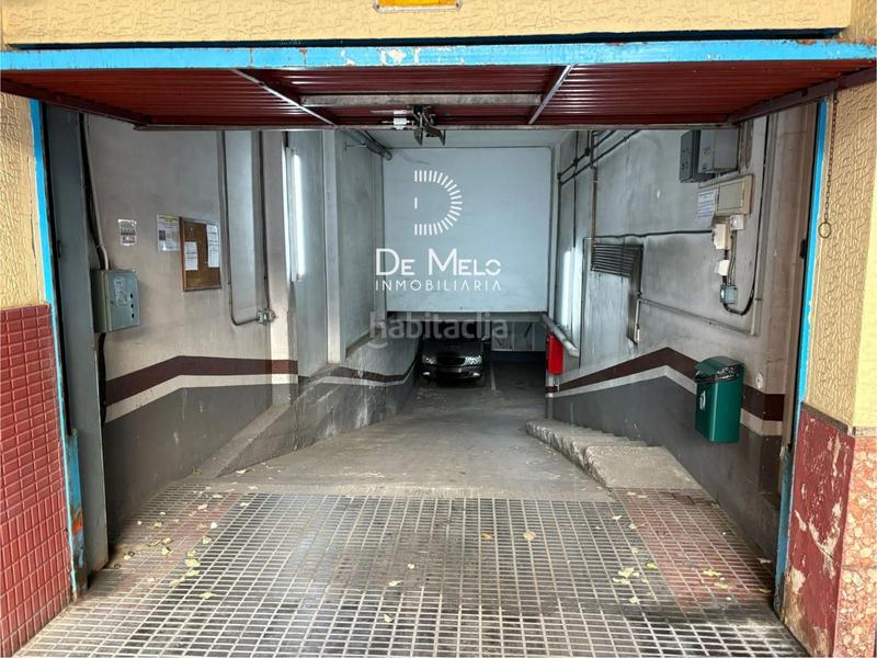 Foto 2385a0c1-790b-4e02-b255-77a88113c2ee. Location parking voiture dans onze de setembre 13 dans Hospitalet de Llobregat (L´)