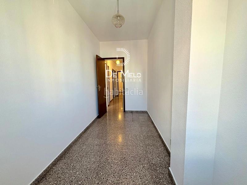 Foto 26584bff-e772-40e4-9ecb-9d01c4042751. Pis amb aparcament a Collblanc Hospitalet de Llobregat (L´)