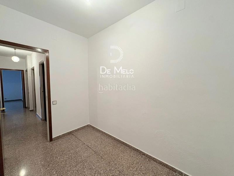 Foto 997b264c-fe4f-4fc4-8577-1232ac0b5cb9. Pis amb aparcament a Collblanc Hospitalet de Llobregat (L´)