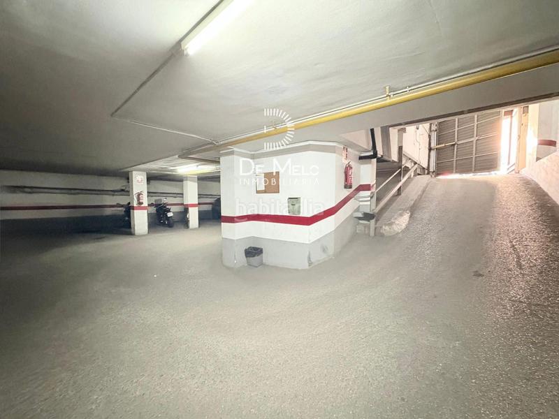 Foto dcd27d8d-00d2-4b9f-8411-f4766a83d79e. Pis amb aparcament a Collblanc Hospitalet de Llobregat (L´)