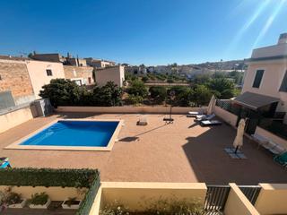 Casa adossada a Carrer del desaigua 27. Chalet adosado a estrenar con piscina en llubí – ¡a solo 20 minu