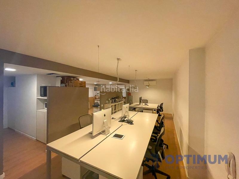 Foto 07888f60-6d5a-4d3d-9cf0-29eca0b876e4. Local comercial amb calefacció a La Nova Esquerra de l´Eixample Barcelona