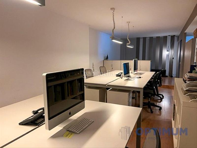 Foto 13e1dafc-6f26-4998-8e22-c6bcc7a04bf1. Local comercial amb calefacció a La Nova Esquerra de l´Eixample Barcelona