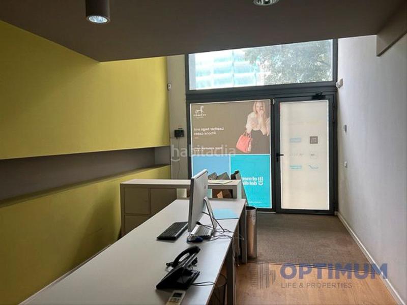 Foto e954bcc8-b747-4edf-b827-d7b285225389. Local comercial amb calefacció a La Nova Esquerra de l´Eixample Barcelona