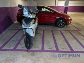 Lloguer Aparcament de moto  Carrer de puig i valls. Plaza de parking para moto en alquiler - sants