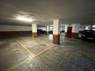 Lloguer Aparcament cotxe  Plaça de comas