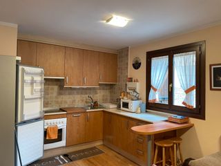 Appartement dans Carrer del castell 6. Apartamento con zona comunitaria y piscina