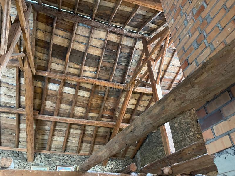 Foto c27564d0-6a8a-45df-8903-1a4d11ac9591. Masia a plaça de la casalta 1 a Alt Àneu