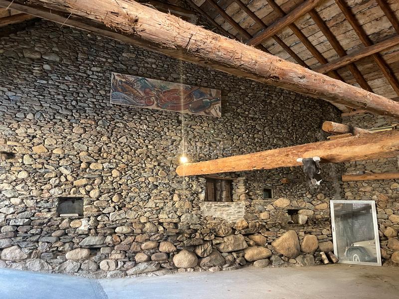 Foto dc73ff68-2d45-4587-be23-b4b5e8709ac1. Masia a plaça de la casalta 1 a Alt Àneu