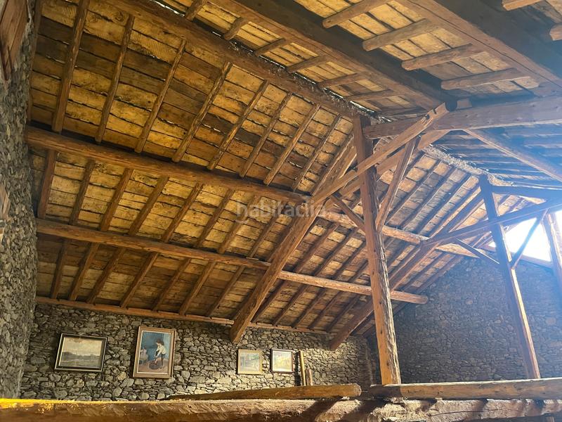 Foto f74c06c8-b830-4a16-8d99-c8d0a6c0ce84. Masia a plaça de la casalta 1 a Alt Àneu