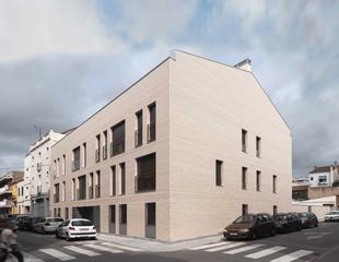 Aparcament cotxe a Carrer de riego 117