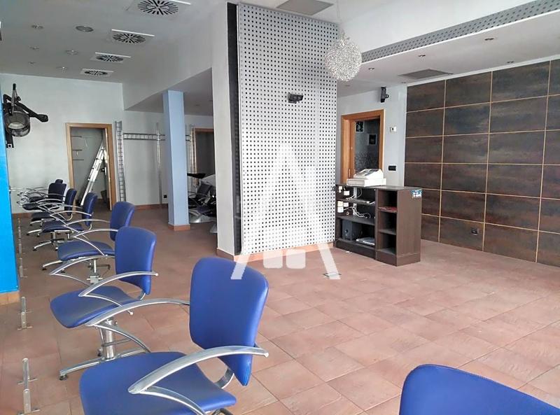 Foto d25d2bd4-6fcc-4bea-9876-e24fcf2baf19. Locale commerciale in Iralabarri Bilbao