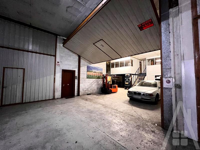 Foto 7f7e73a3-9e7f-4b67-af8a-5f00aabb7481. Nau industrial a Bolueta Bilbao