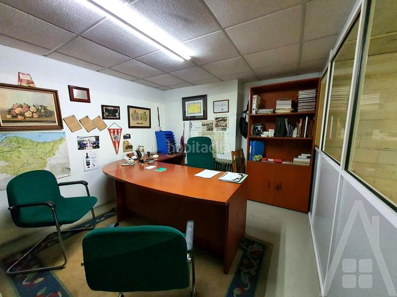 Foto cedec008-7314-4b85-908a-01ee00523e8c. Nau industrial a Bolueta Bilbao