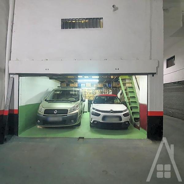 Foto 028222ce-6c78-43ab-9dcb-a53e6ddfb459. Aparcament cotxe a Santutxu-Basarrate Bilbao