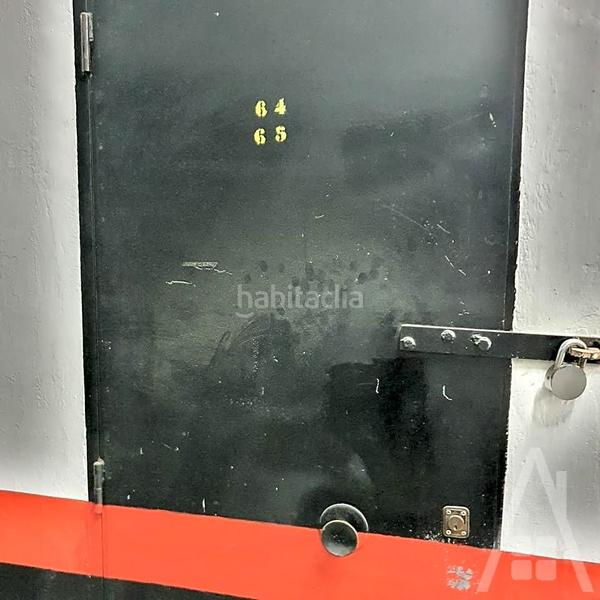 Foto b2bbb274-cafb-4f10-9c4e-8bc35fc72857. Aparcament cotxe a Santutxu-Basarrate Bilbao