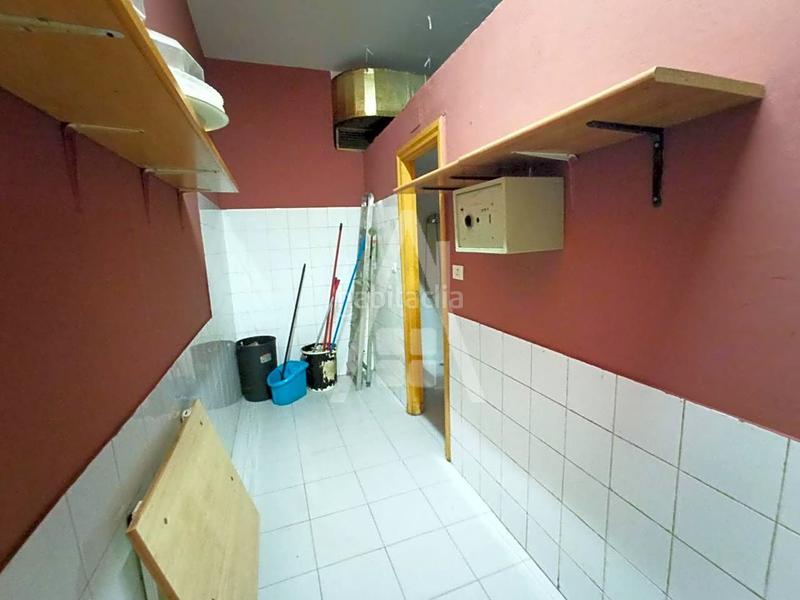 Foto e0f8ca16-4096-4cf3-8b93-ea13a8bb9f9a. Lloguer local comercial a Amorebieta - Etxano