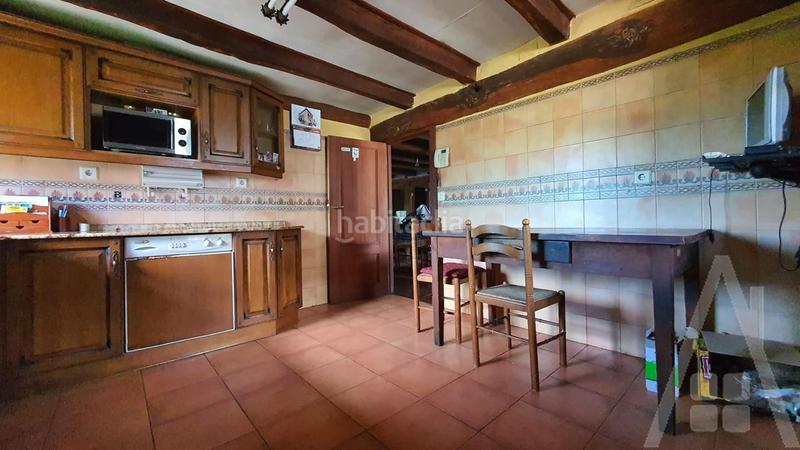 Foto a11db4af-8e4b-47ee-aef3-d8a269a1aa32. House with heating parking in Zeanuri