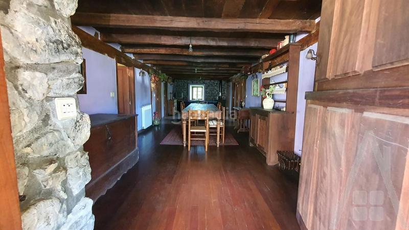 Foto a3d801e2-3462-4bbb-985e-61bf5f8e8e68. House with heating parking in Zeanuri