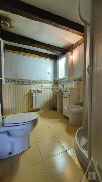 Foto a4d19bd6-3274-49a7-a6bb-5dcba89751e8. House with heating parking in Zeanuri