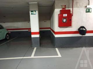 Parking voiture  Forua. Oportunidad!!! parcela de garaje para moto con buen acceso