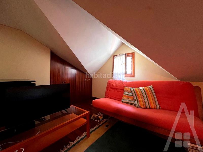 Foto 00d09123-a2a0-4d5d-b49b-453e79ff94b9. Casa amb calefacció a San Miguel Basauri