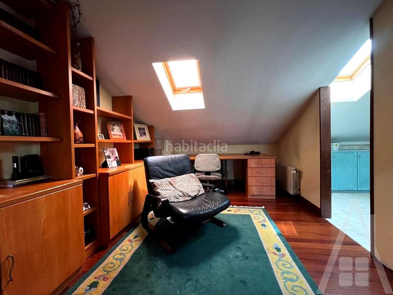 Foto 4c89fd6f-5834-433e-b148-d0e4e1cad2c9. Casa amb calefacció a San Miguel Basauri