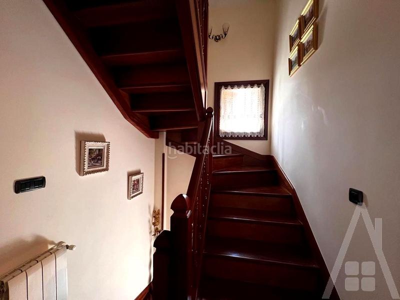 Foto c78400d7-9450-4059-94ea-b746d65623cd. Casa amb calefacció a San Miguel Basauri