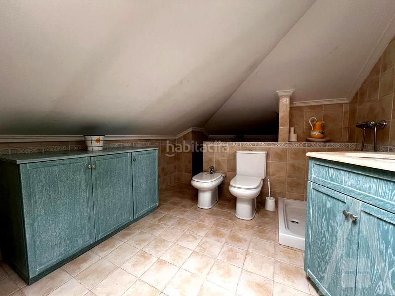 Foto f620ba73-82c0-440f-8fbb-d55feaf8753c. Casa amb calefacció a San Miguel Basauri