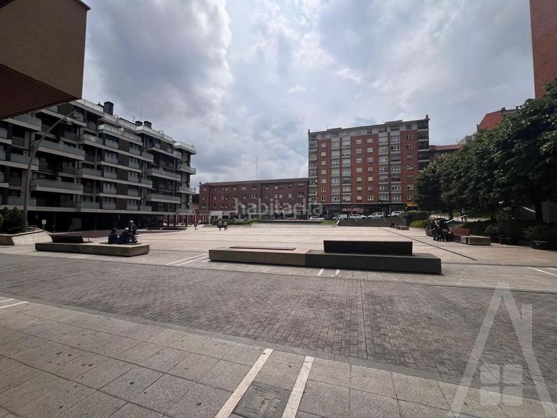 Foto 05a3b67a-8436-44d9-97d8-4e022ce05d94. Piso fantástica vivienda en la plaza arizgoiti con terraza en Basauri